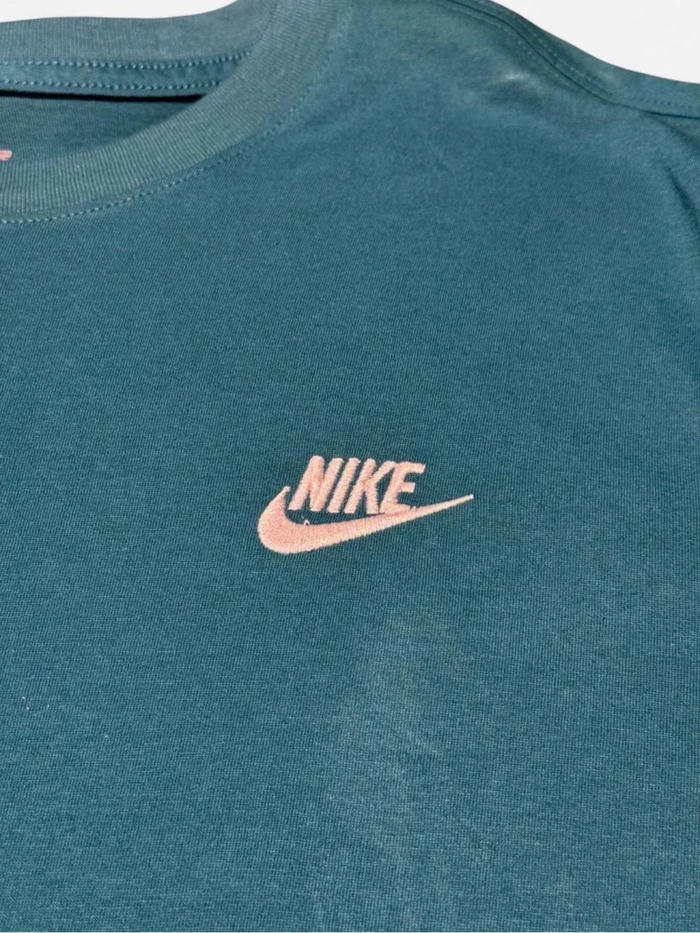Nike “the tee”